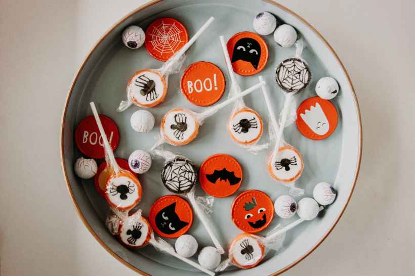 A bowl of Halloween candies.