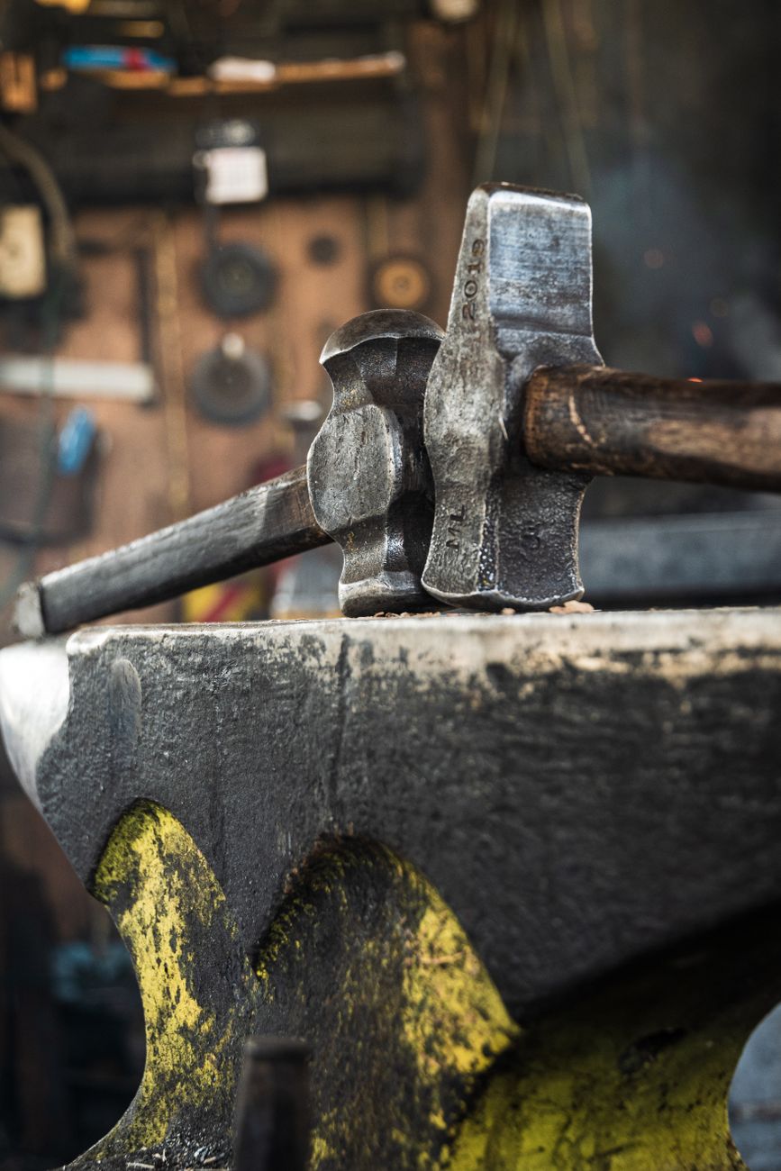 Hammers on an anvil